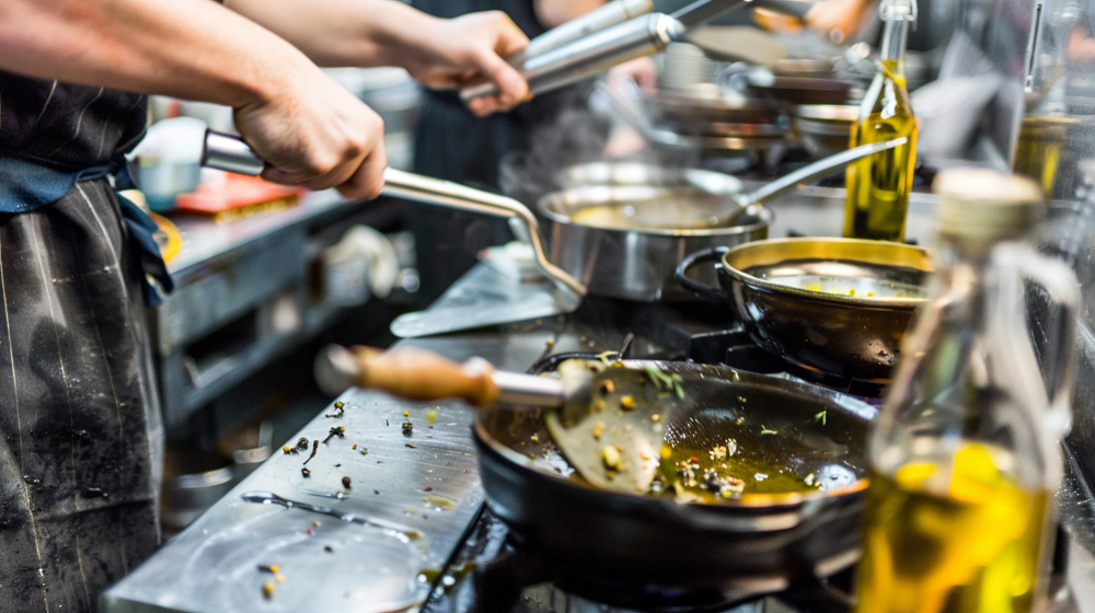 Sammlung von Altöl in Restaurants